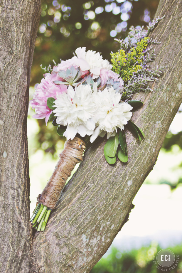 DIY Wedding Bouquet with succulents