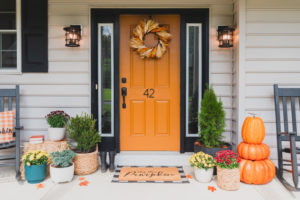 7 Fall Front Porch Ideas – Front Porch Makeover! | East Coast Creative